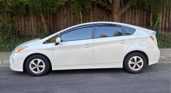 Toyota (2)